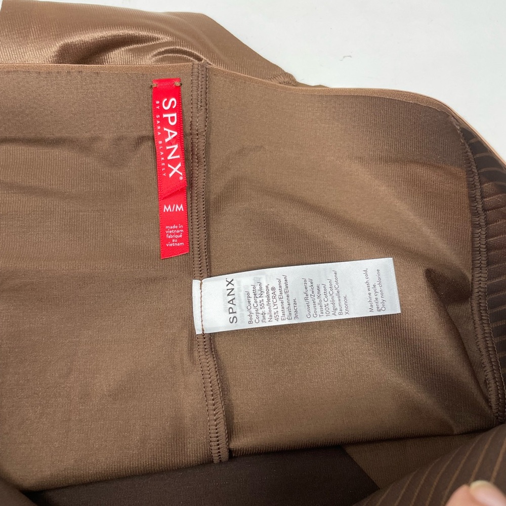 SPANX Thinstincts 2.0 High-Waist Shapewear Brief Panties Chestnut Brown size M - Picture 8 of 12
